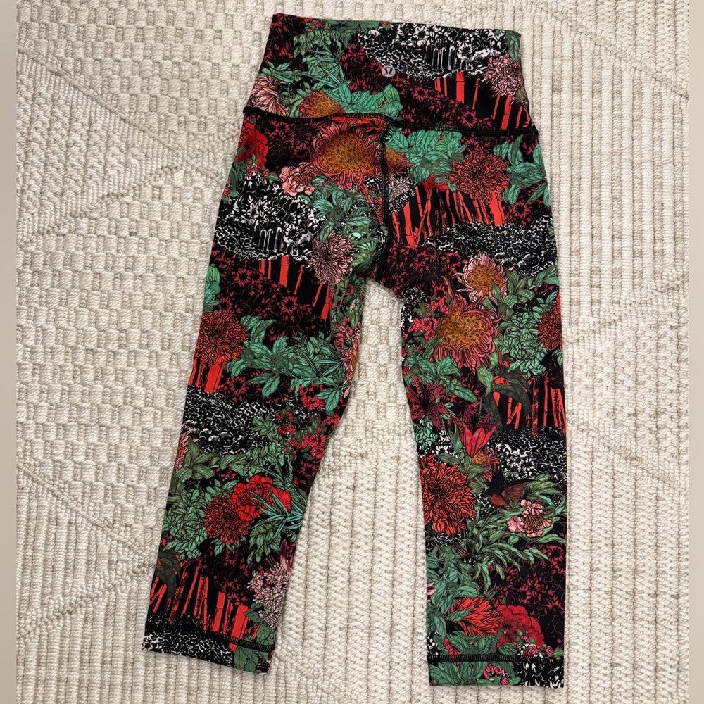 Lululemon Athletica Multicolor Floral Leggings - Picture 2 of 3